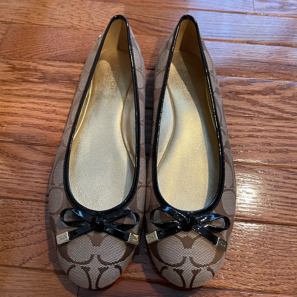 Coach Ballet Flats - Picture 1 of 3